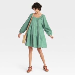 NWT Universal Thread Puff Sleeve Tiered Dress